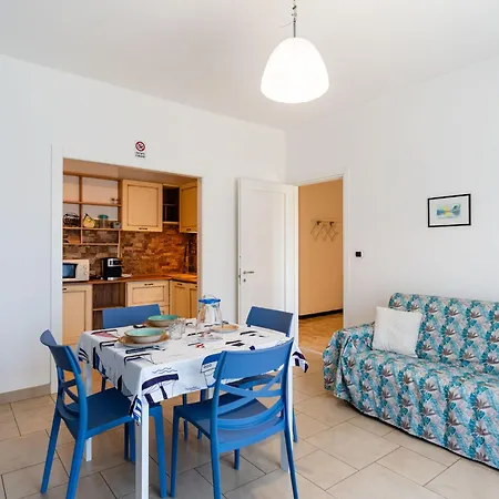 Appartement Maura By Interhome Riva Ligure