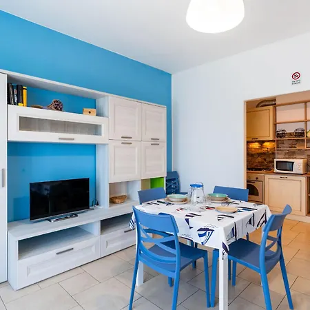 아파트 Maura By Interhome 리바 리구레