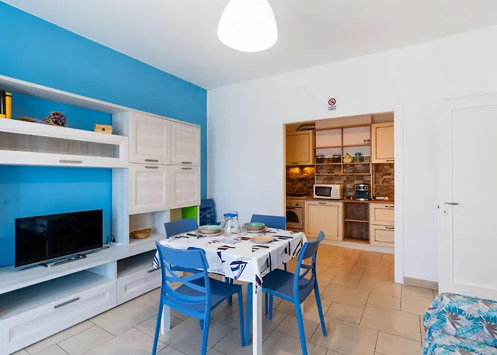 Maura By Interhome Apartamento